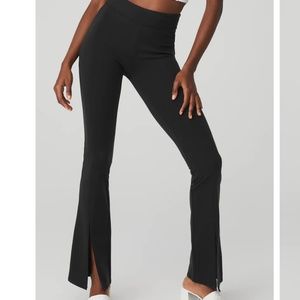 ALO Airbrush 7/8 High-Waist Flutter Legging NWOT